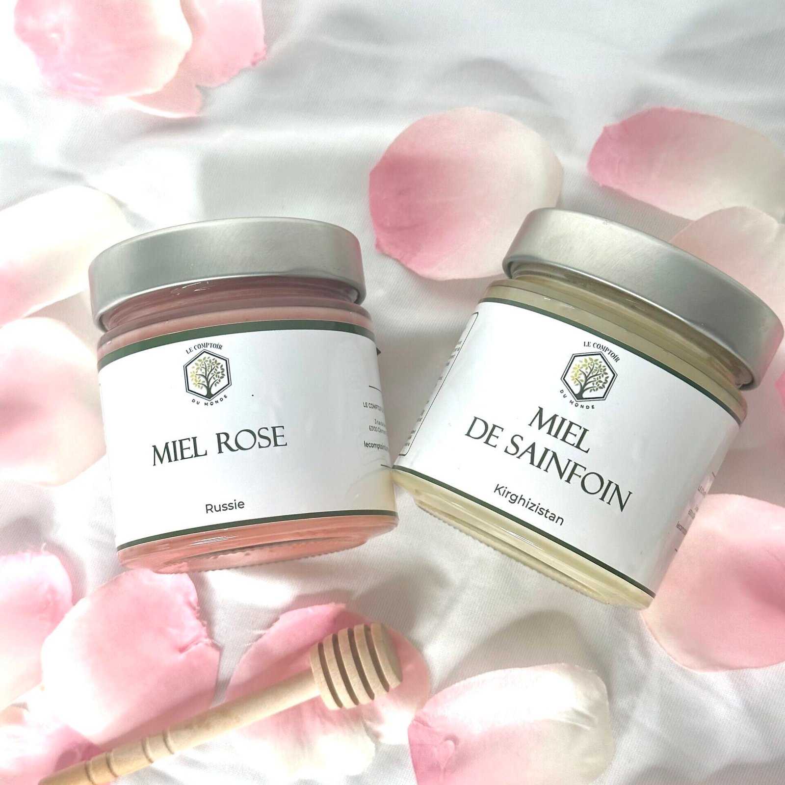Coffret Miels Rares du Monde comprenant un miel blanc du Kirghizistan et un miel rose de Russie, présenté dans un emballage artisanal élégant.